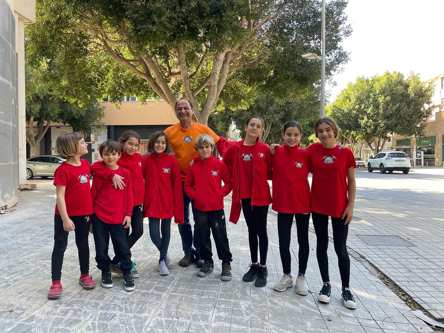 El equipo con la equipación roja en Almería