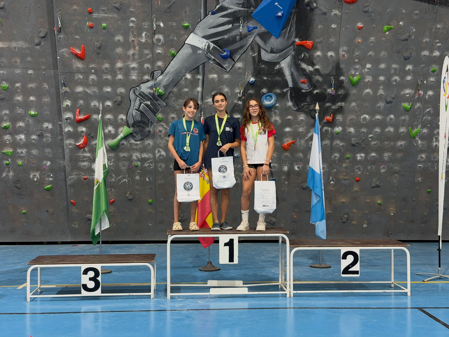 Podio sub-13 femenino en Manilva