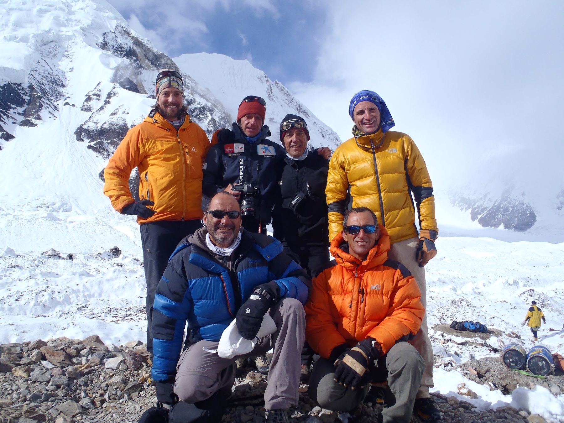 El equipo de la expedición al Gasherbrum II de 2012